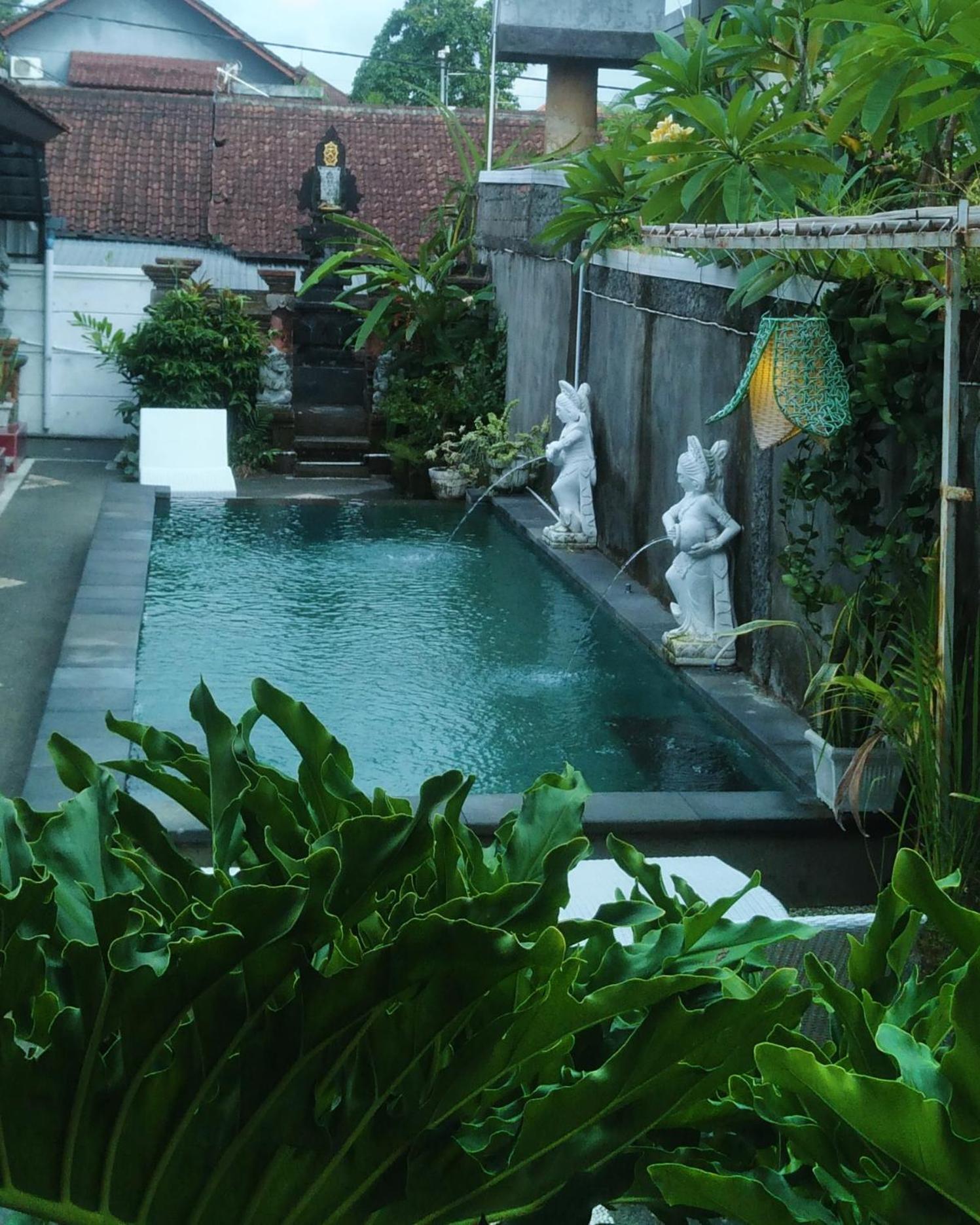 Inn Between Ubud  Exterior photo