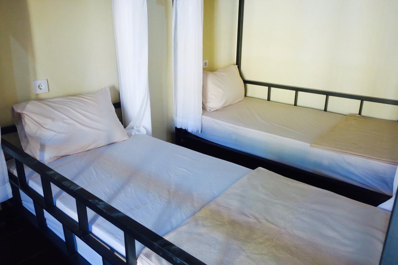 Inn Between Ubud  Exterior photo